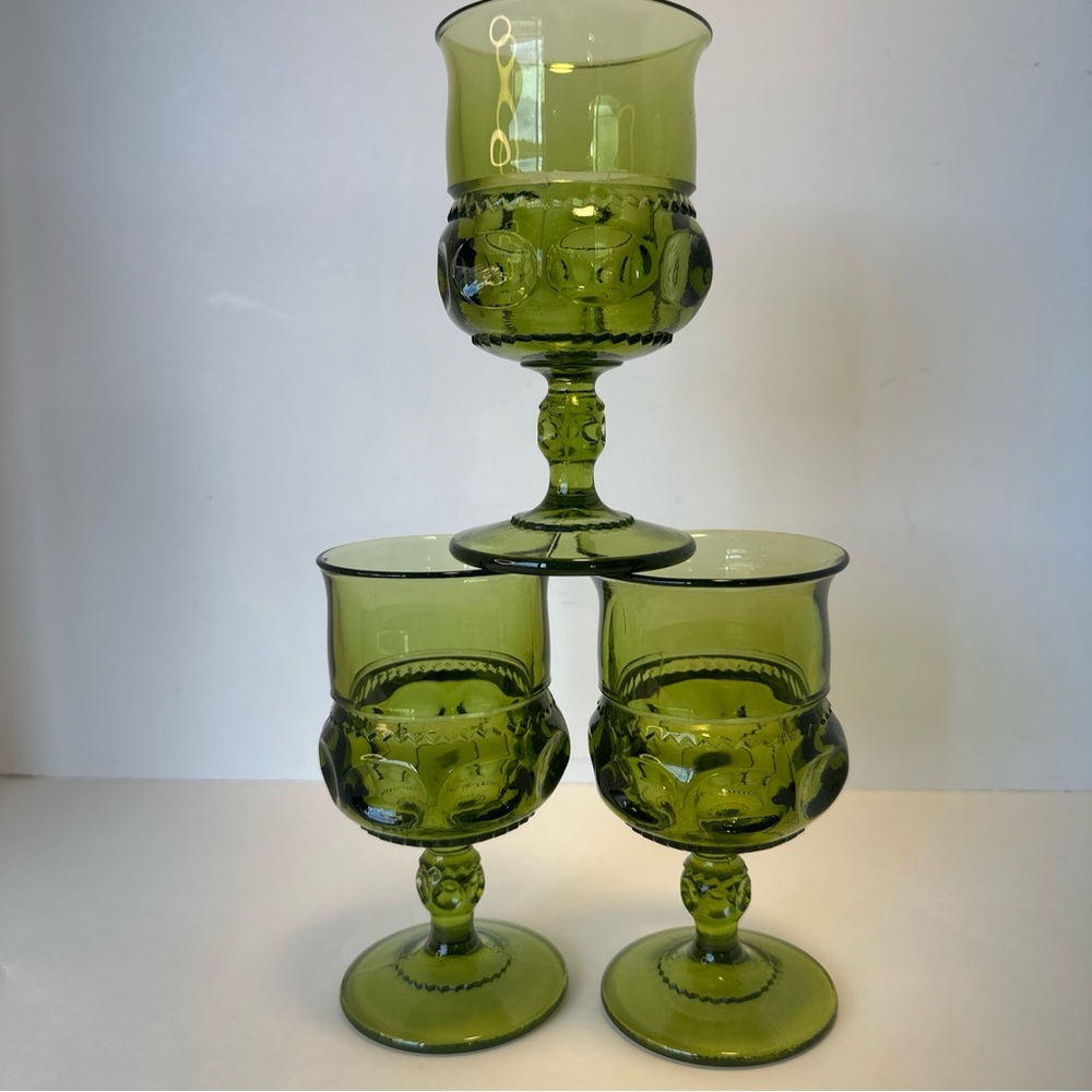 3 Vintage Stemmed Green Glass Wine Goblet Kings Crown Thumbprint Design Cordial